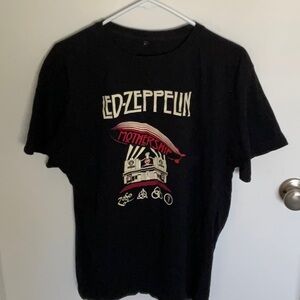 Vintage Led Zep Mothership Tee. Size XL